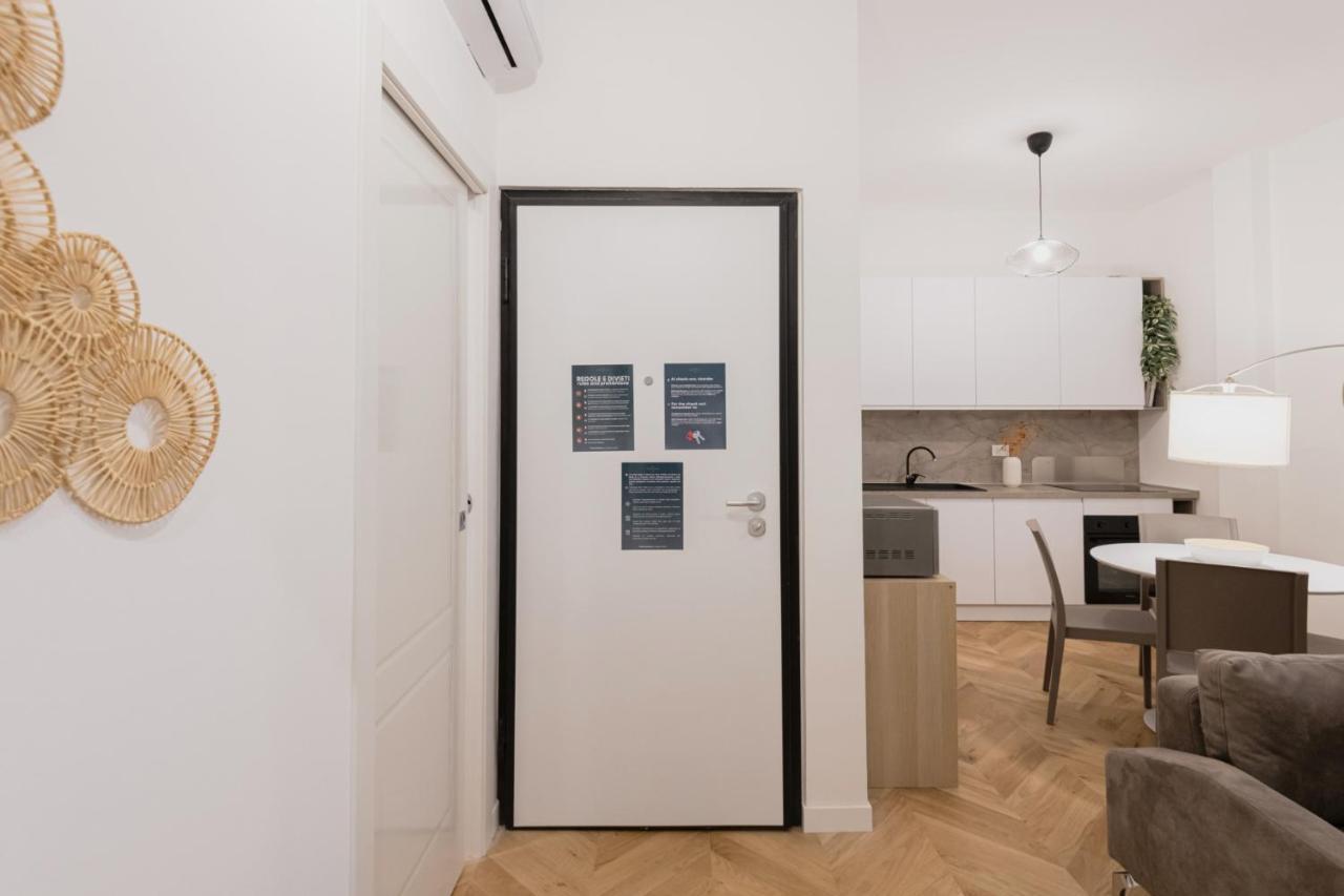Apartament Easylife - Oasi Di Stile A 10Min Dal Duomo Mediolan Zewnętrze zdjęcie