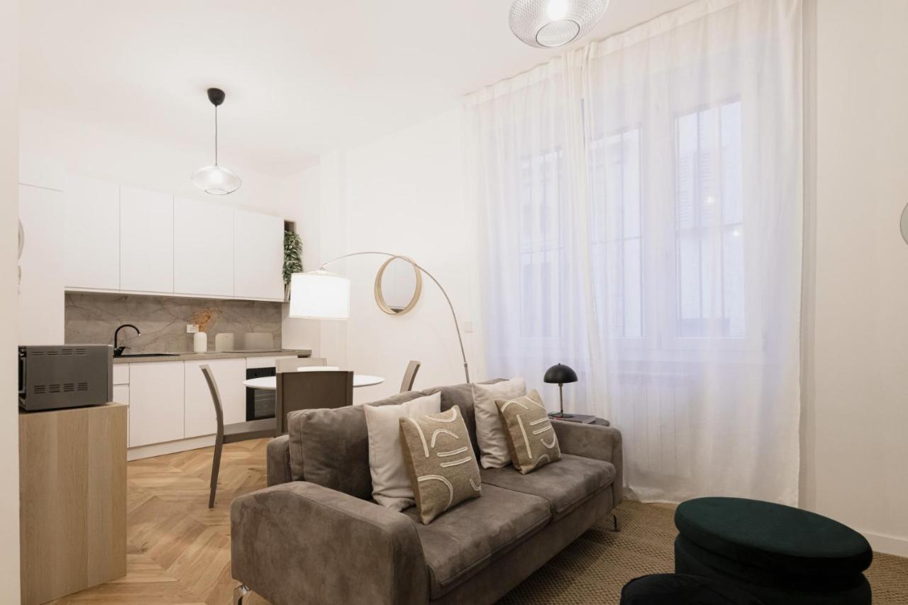 Apartament Easylife - Oasi Di Stile A 10Min Dal Duomo Mediolan Zewnętrze zdjęcie