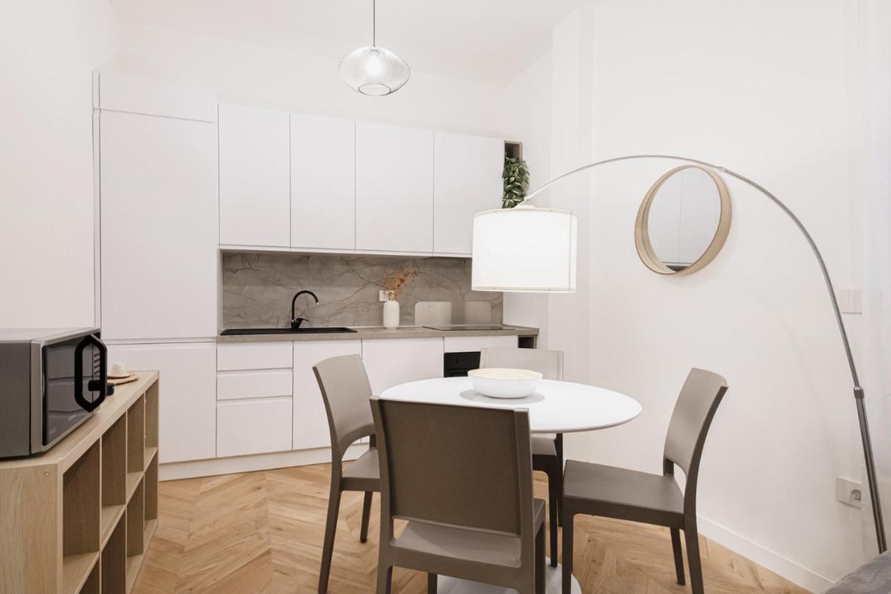 Apartament Easylife - Oasi Di Stile A 10Min Dal Duomo Mediolan Zewnętrze zdjęcie